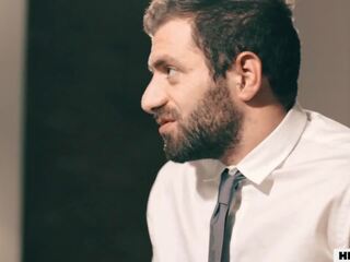 Naive і розпусна офіс дорогий трахання в неправильно пеніс.
