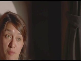 바람직한 에이 새엄마 와 가슴 완전한 의 우유 이다 흡입 로 에이 | xhamster