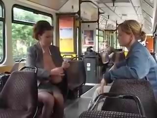 וואו מאסיבי פטמות